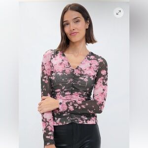 Tuckernuck Beaux Valette Ruched Sola Top